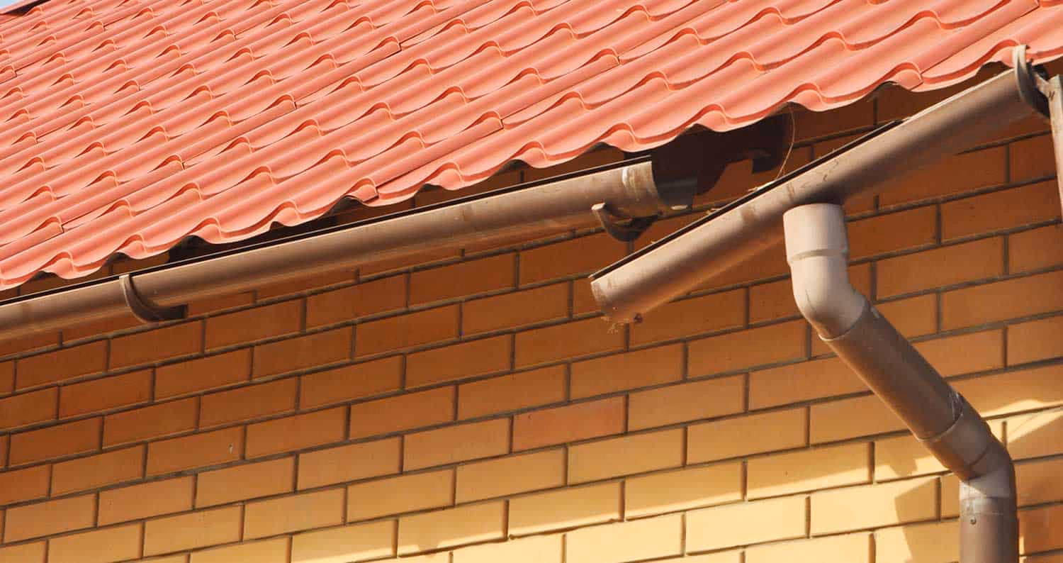 Byrum Builders signs your gutters need repair or replacement.